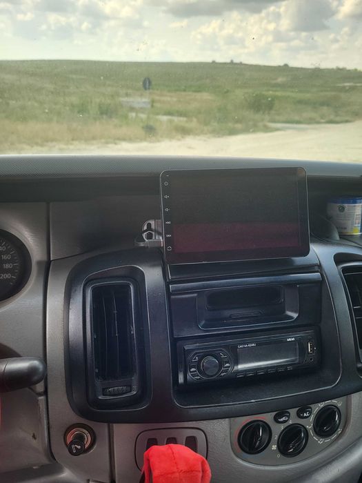 RENAULT Trafic 2005 — imagine 2