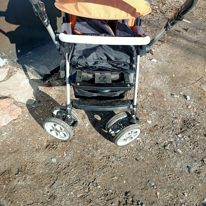 Коляска детская прогулочная