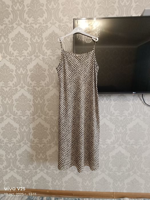 Платье нарядное 46-48 р