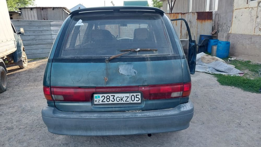 Тайота Превиа нахаду