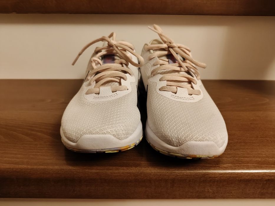 Adidasi Nike fete marimea 36.5