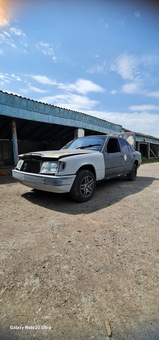 Продам мерседес 124