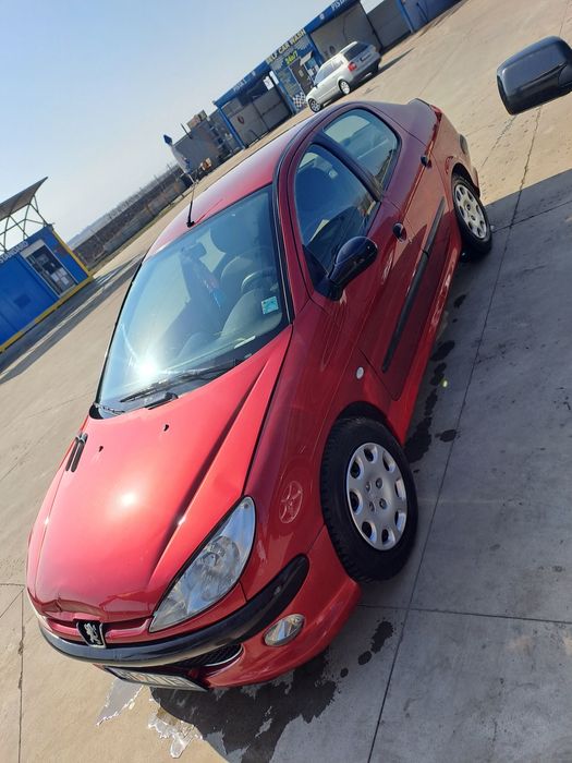 Vând Peugeot 206