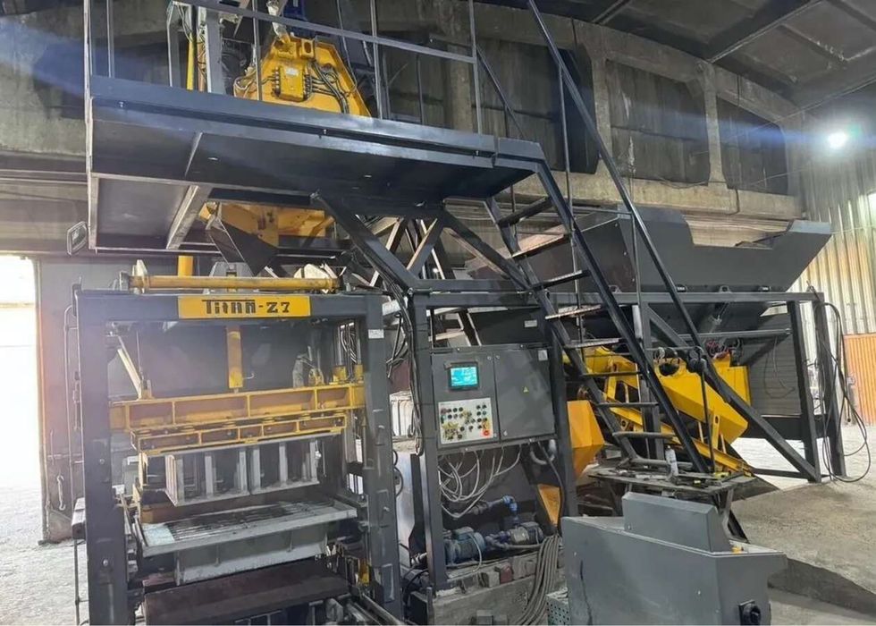 Продам оборудование по производство брусчатки поребрики