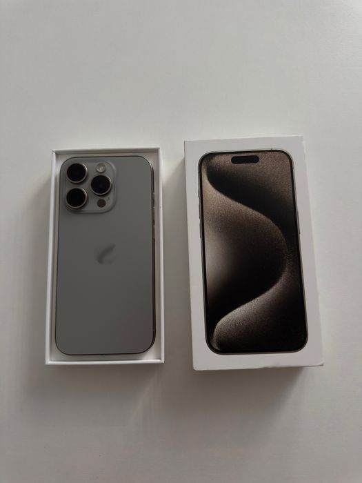 Iphone 15 Pro + Airpods Pro 2 + Зарядно. КАТО НОВ!
