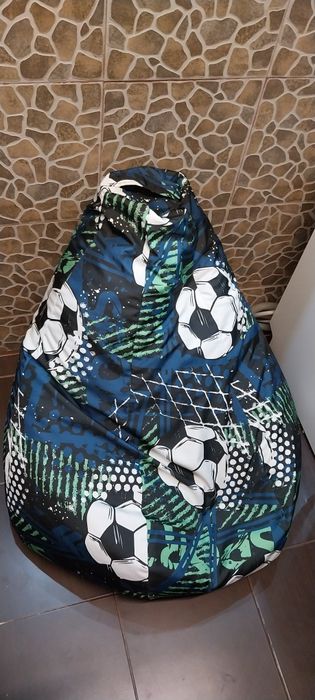 Fotoliu baieti,folosit putin.Fara defecte