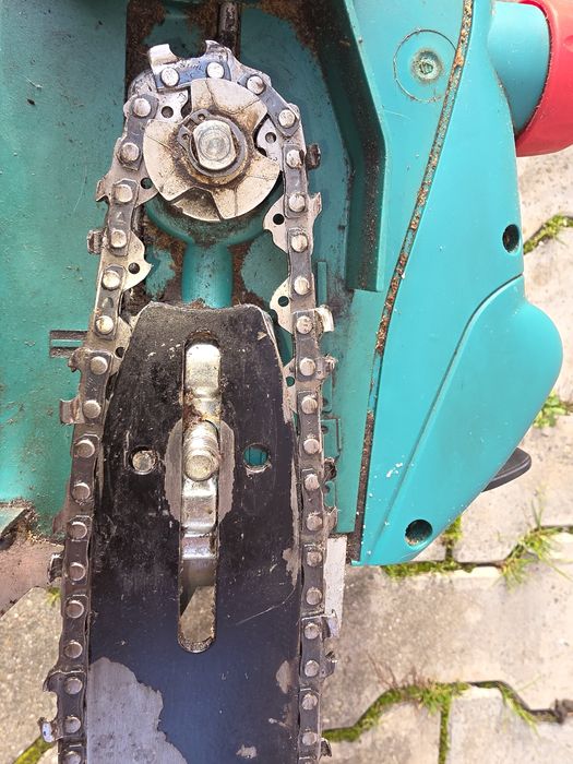 Fierăstrău electric Bosch AKE 35S