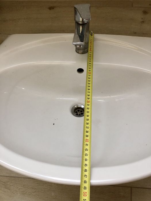 Chiuveta ceramica cu baterie Ramon Soler