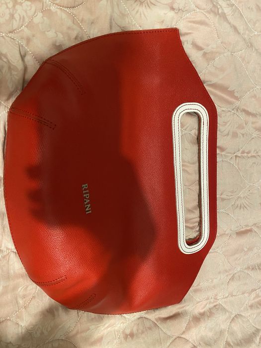 Продаеться  кожанная итальянкая сумка