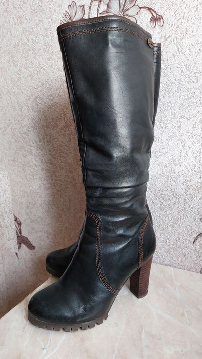 Продам сапоги женские