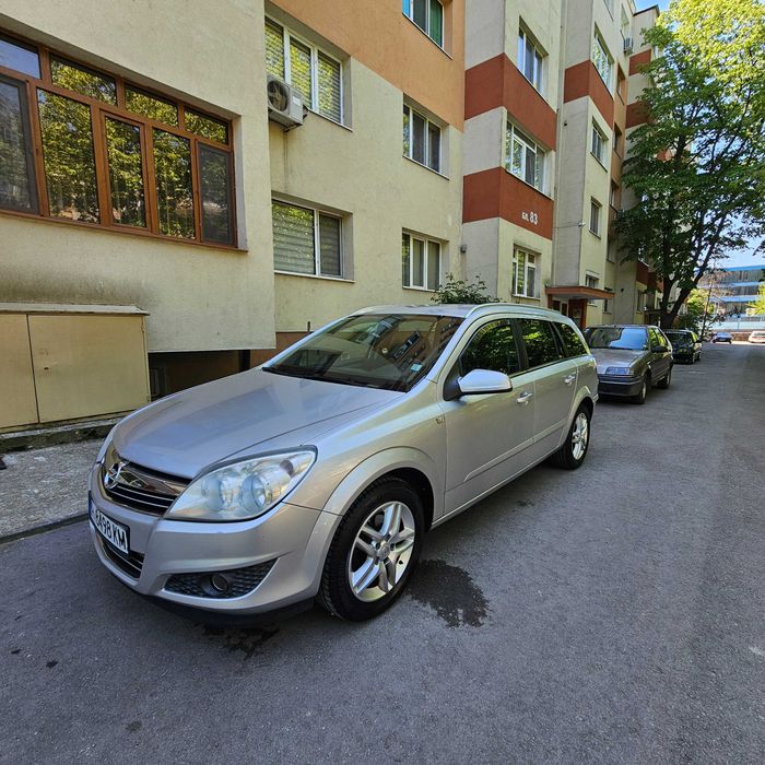 Opel Astra 1,6 бензин, 2009 г.
