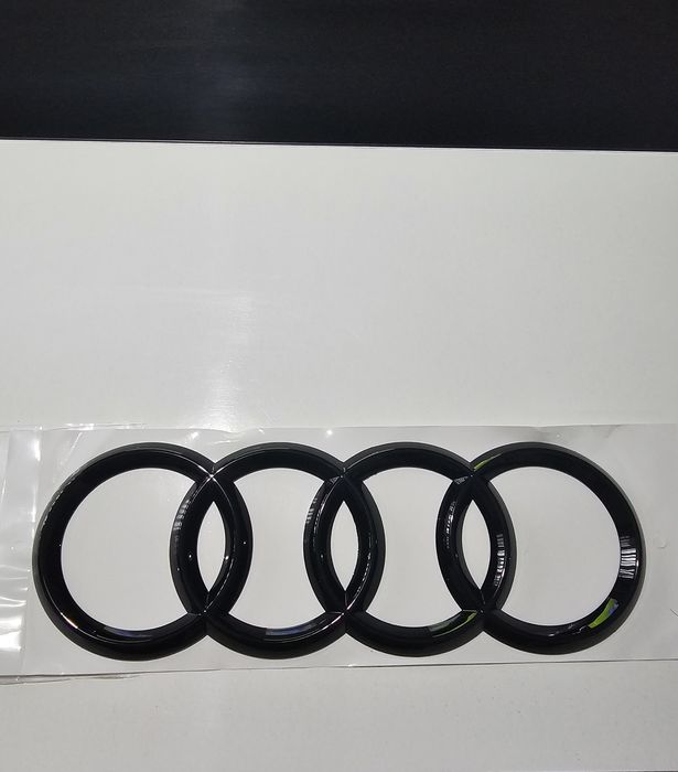 Комплект тунинг емблеми за Ауди