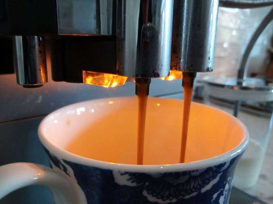 Expresor espressor aparat de cafea DeLonghi Magnifica S