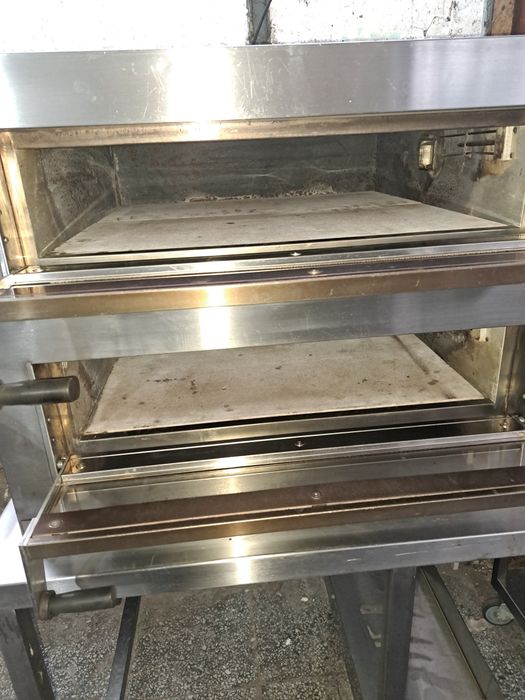 Пицарка/ фурна за пици CUPPONEE