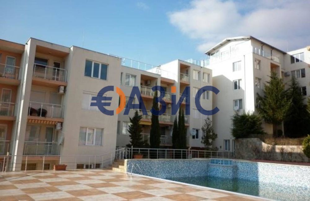 Продава се Двустаен апартамент в Свети Влас - 68 кв.м за 713 €/кв.м - Снимка #12