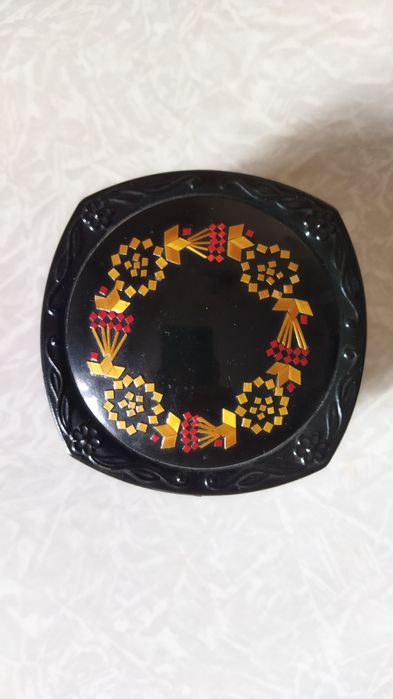 Шкатулка для украшений