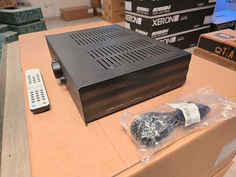 Amplificator Cambridge Audio Azur A640 V2 integrated Amplifier (UK)