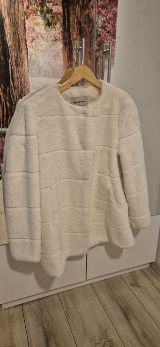 Blana si palton Stradivarius marime L
