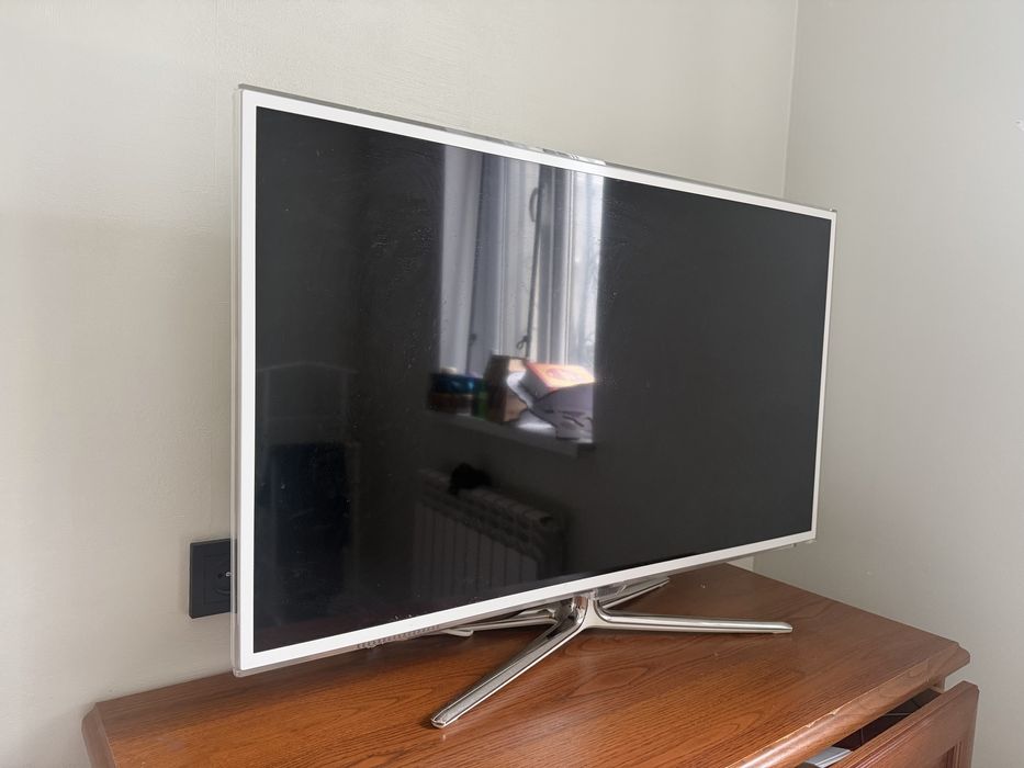 Продам телевизор Самсунг