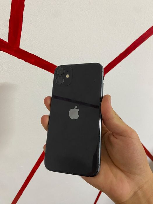 iPhone 11 (black)