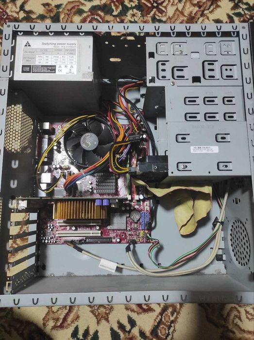 Продается недорогой компьютер.