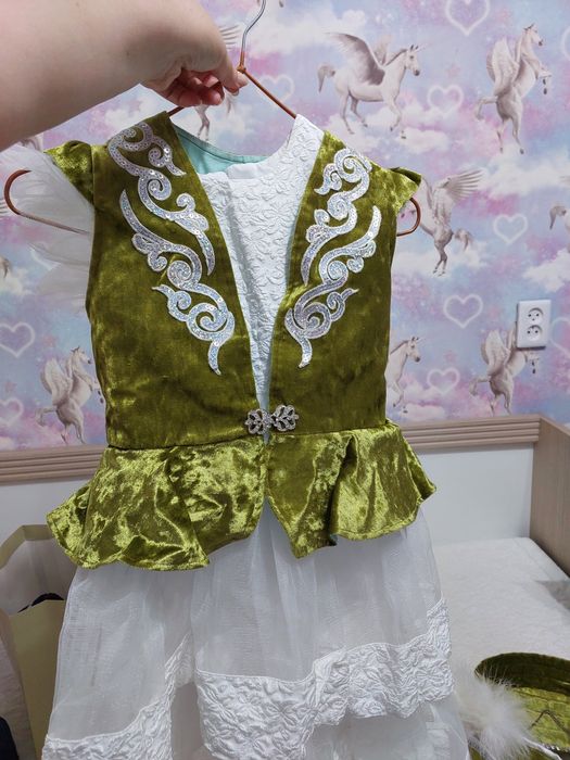 Жилет и тюбетейка