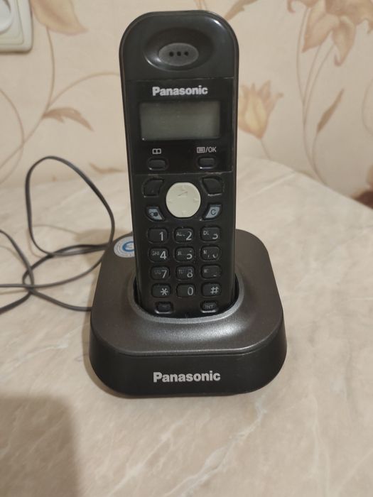 Продам б/у телефон