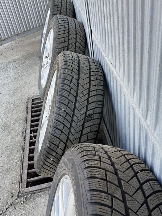 Лети джанти с гуми за VW Тигуан
