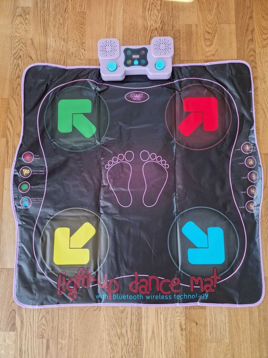 Covoraș interactiv de dans cu lumini și Bluetooth