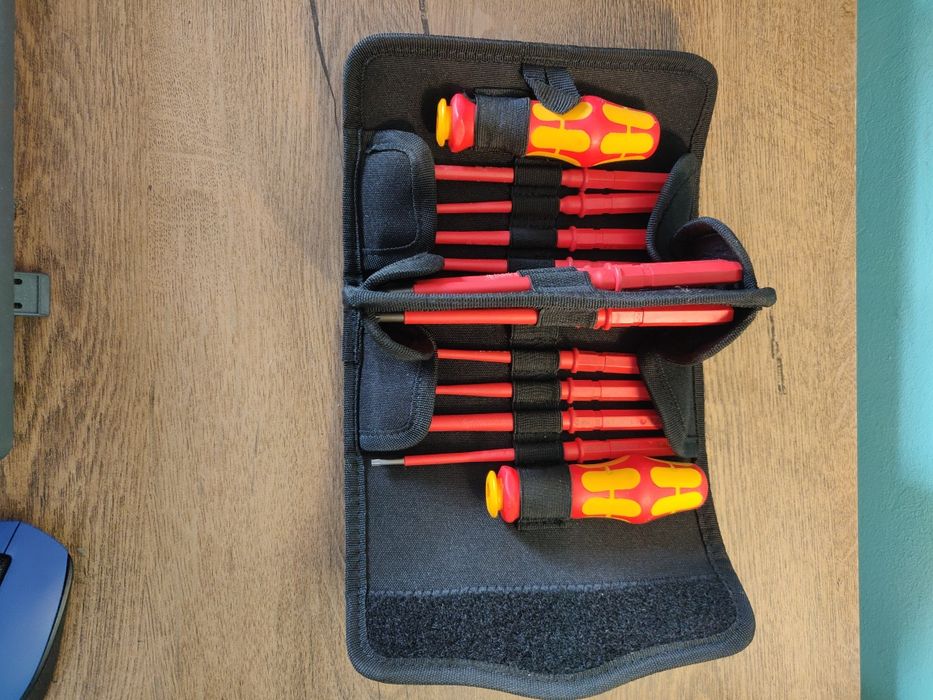 Set șurubelnițe Wera Kraftform VDE 1000V – 17 piese – stare excelentă