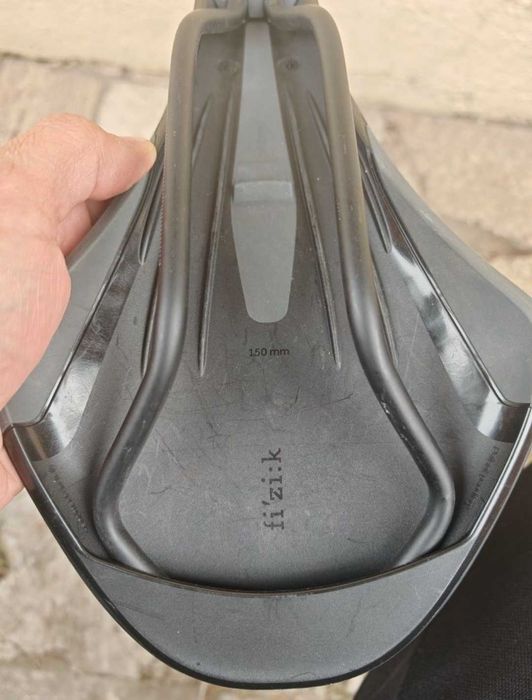 Sa bicicleta Fizik Terra Argo, noua