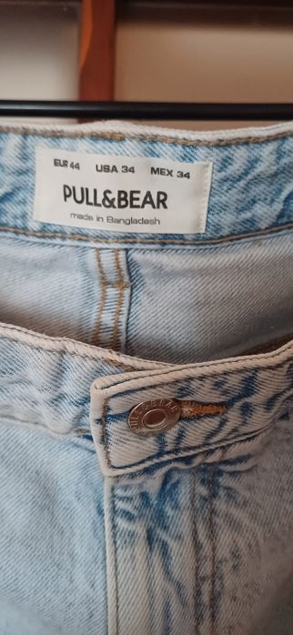Vând blugi baieti marimea 34 pull&bear