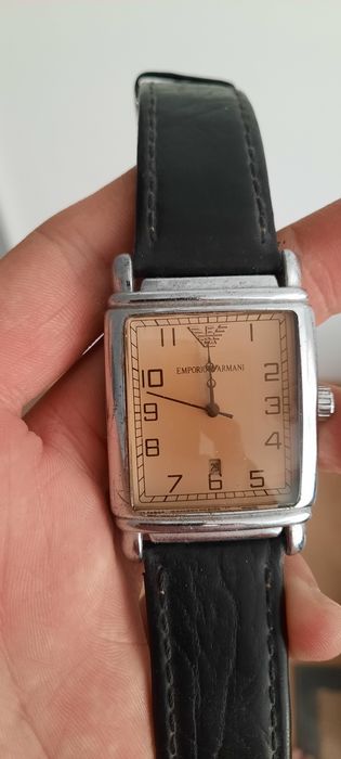 Часовник Емпорио Армани