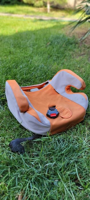 Продам детское авто  сиденье