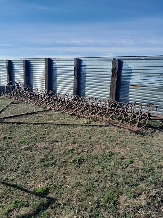 Продам  трактора мтз80 лтз55 т40