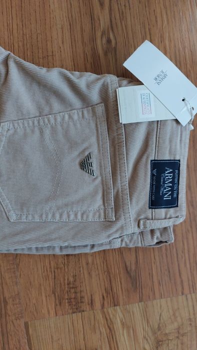 Вельветовые брюки от Armani Junior. Новые!