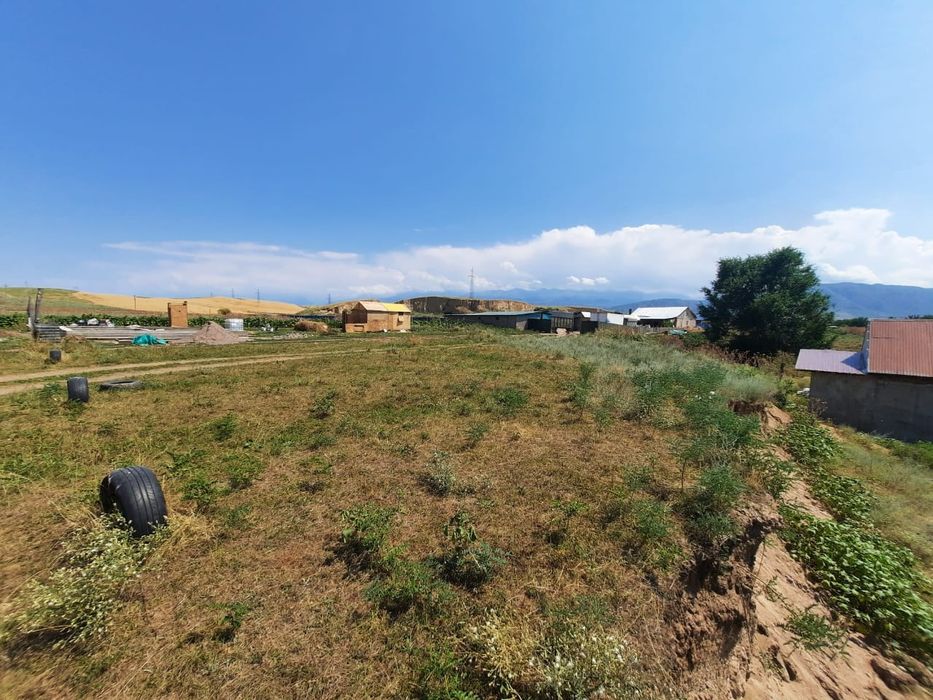 Участок недоезжая уштерек справа