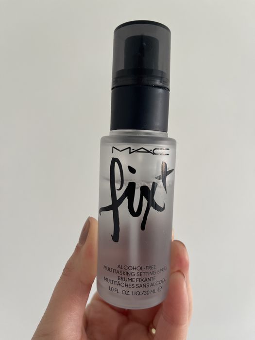 MAC Fix+ Alcohol-Free Multitasking Setting Spray