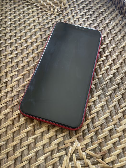 IPhone 11 aspect 10/10