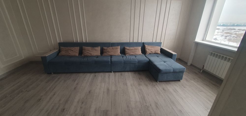 Диван в хорошем состояний.