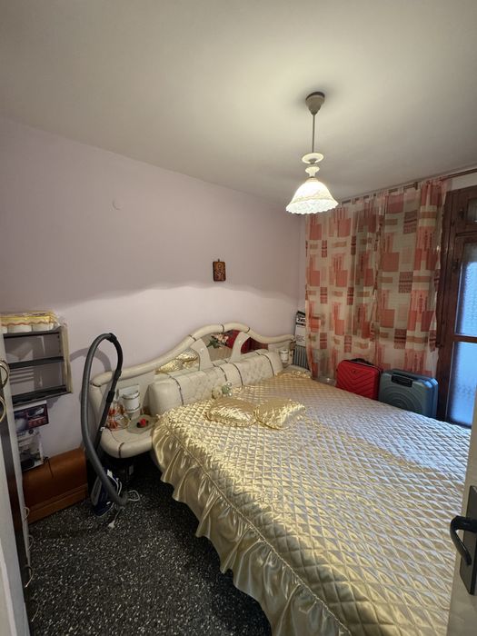 Тристаен апартамент Център Стара Загора