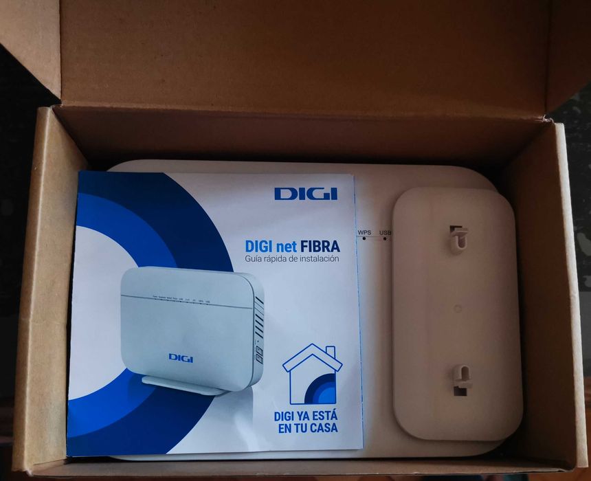 ZTE ZXHN H3600P двубандов Wi-Fi 6 (802.11ax) домашен рутер