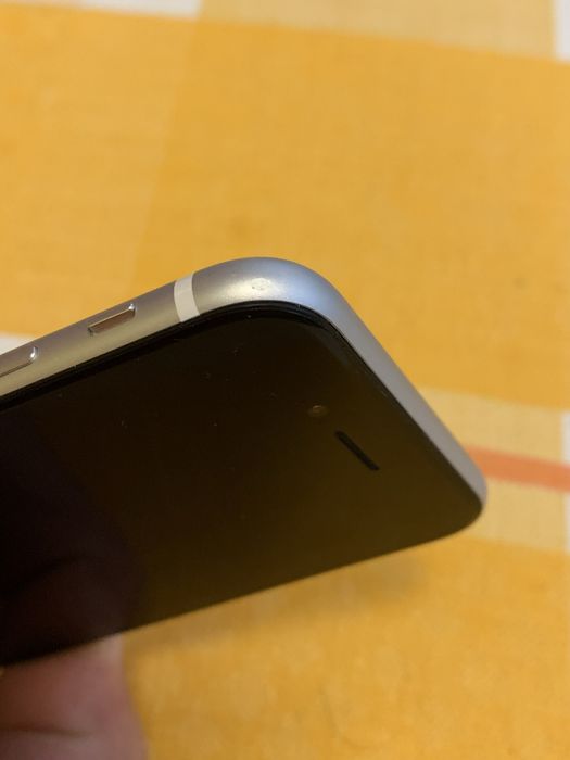 Iphone SE 2020 . Iphon se 2 baterie 86%