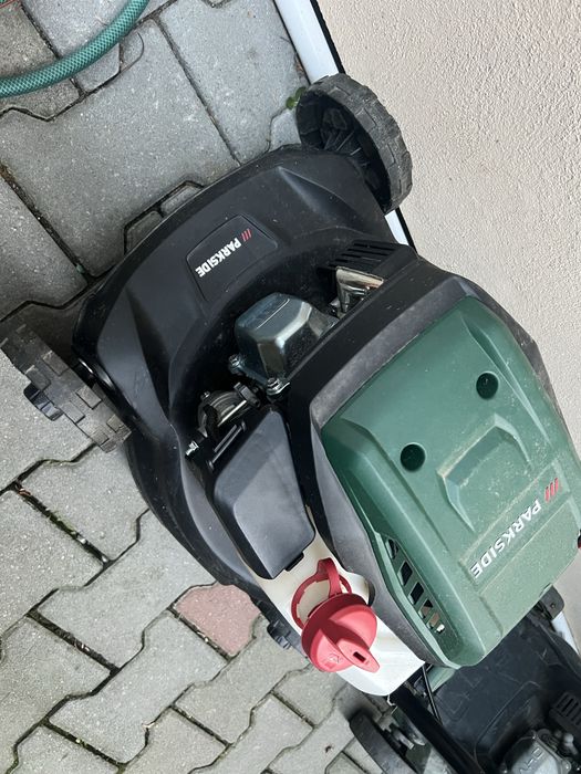 Masiini de tuns gazon cu garantie PARKSIDE