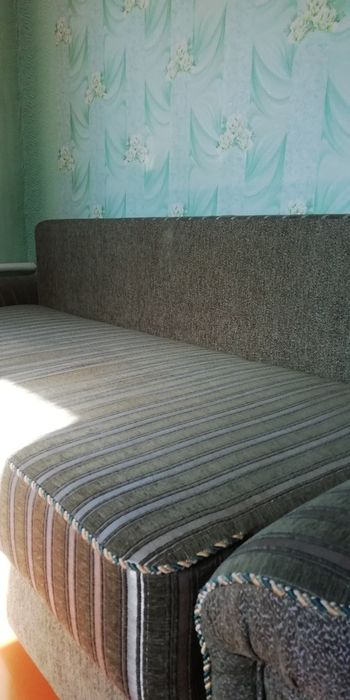 Продам большой диван
