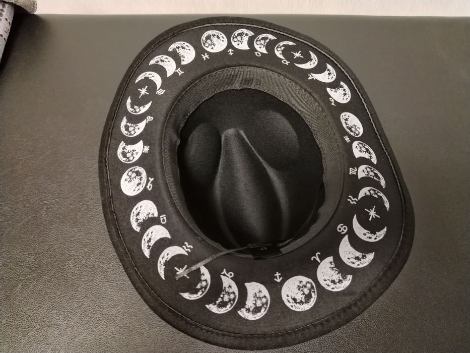 Продам шляпу новую