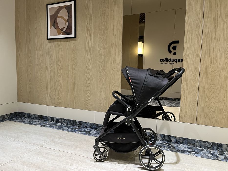 Коляска New Lux до 3 лет