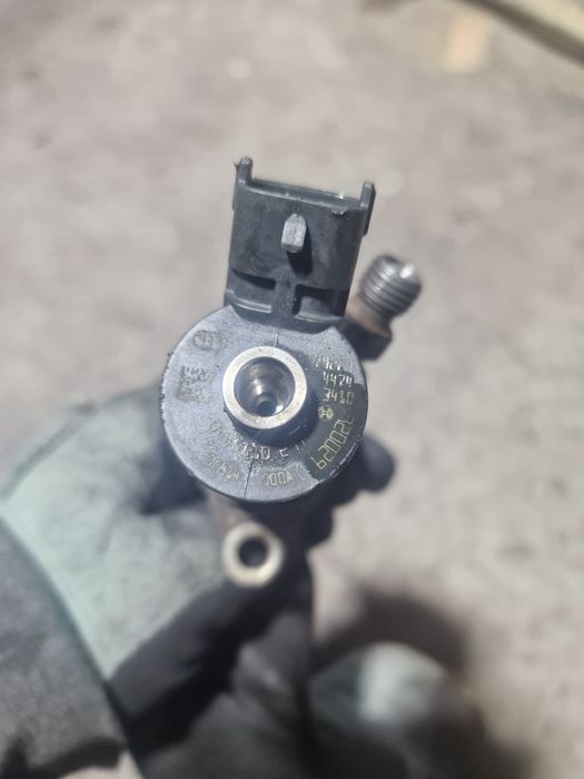Injector Peugeot 207 motor 1,6hdi 109cp euro 4