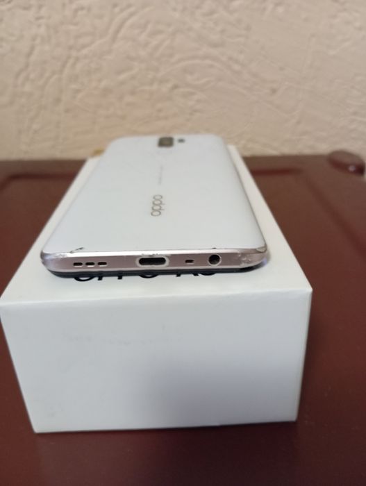 Сотовый телефон Oppo A5