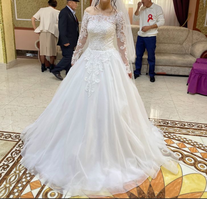 Свадебное платье